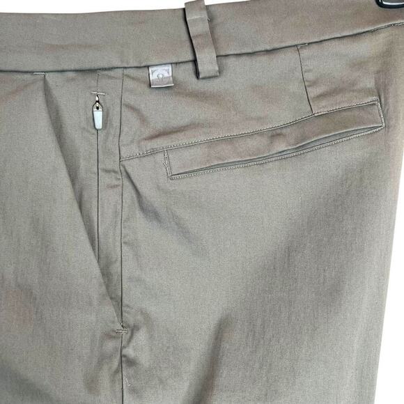 Lululemon 9" Commission Shorts Warpstreme Performance Chino in Gray Men's 31 W - Picture 9 of 15